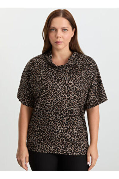 Selen Degaje Yaka Leopar Desenli Kahve Kadın Bluz 25KSL8270