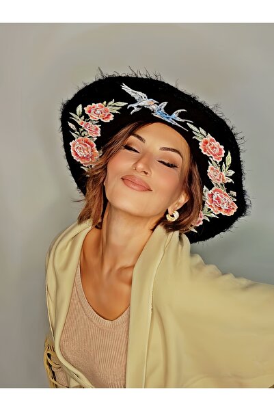 Senbeno Design ÖZGÜN TASARIM EL BOYAMA GENİŞ KENARLI SİYAH FLOPPY KADIN ŞAPKA