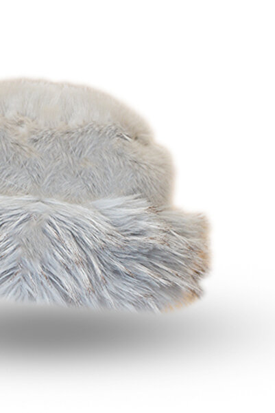 BASIC Elegant fluffy women's winter hat