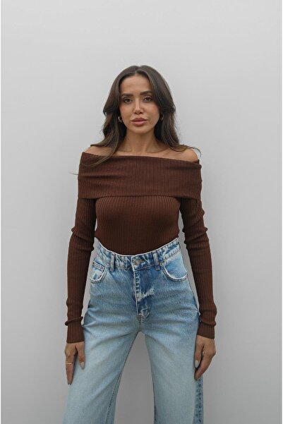 Havoş Kahverengi Madonna Yaka Fitilli Triko