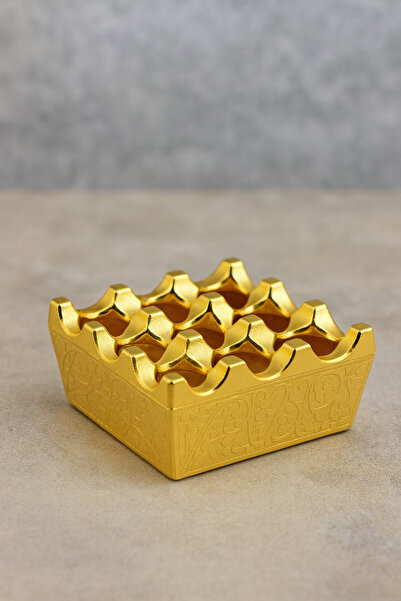 ArnaBella Desenli Döküm Küllük, Kare Dekoratif Kül Tablası, Renk Seçenekli ve Uzun Ömürlü