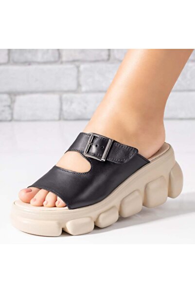 Modlet.ro Papuci de damă din piele neagră cu platformă și cataramă MOD09417