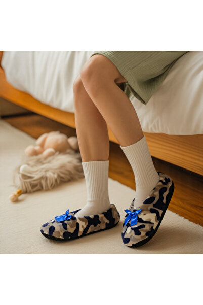 OEM Fluffy and warm slippers for women, non-slip sole, 31152-252