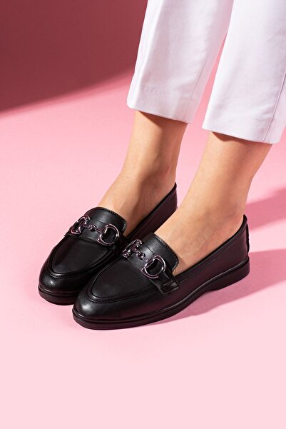 FUGA MODA حذاء لوفر بابيت كاجوال من الجلد الأسود من لوفيتا