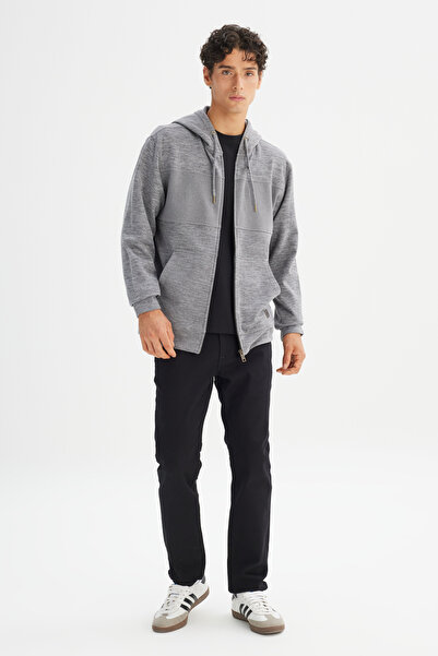 Lee Regular Fit Normal Cut Hooded Sweatshirt with Pockets and Fleece Lining Inside, Zippered