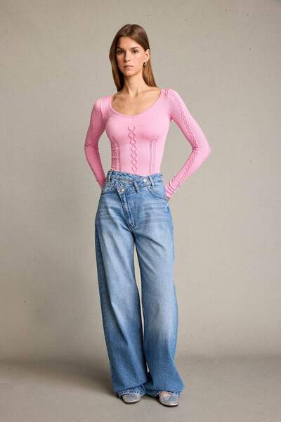 DeFacto Μακρυμάνικο μπλουζάκι με λαιμόκοψη σε σχήμα V G5058AX25WN