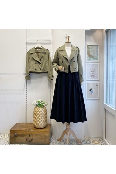 Faya Boutique Siyah Düğmeli Yeşil Kısa Trençkot