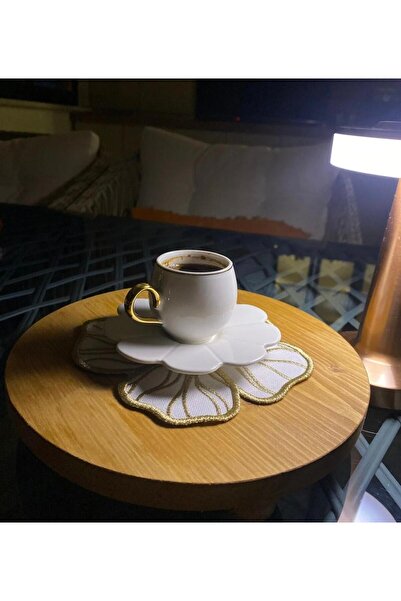 İNCİ ÇEYİZ 6 Pieces Bloom Flower Embroidered Coffee Side Cocktail Napkins & Coasters.