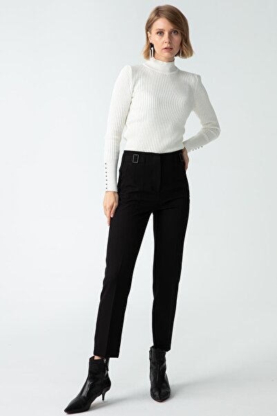 Journey Buckle-Front-Back Double Collet Detail, Trousers