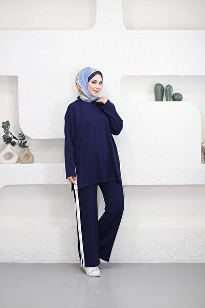 Ekru KADIN YIRTMAÇLI GARNİ DETAYLI OVERSİZE İKİLİ TAKIM