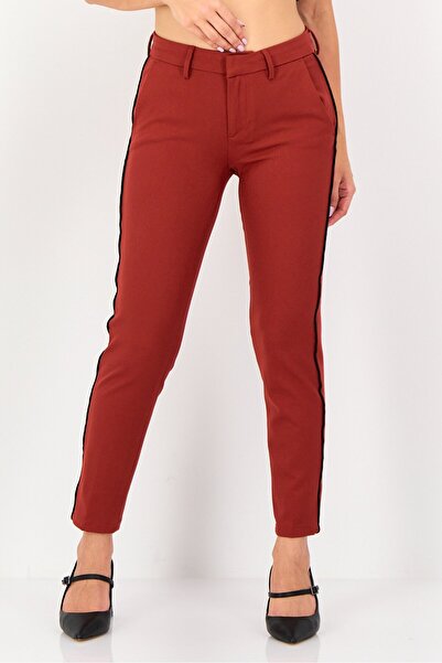 Reiko Women Cigarette Fit Plain Straight Leg Pants, Red