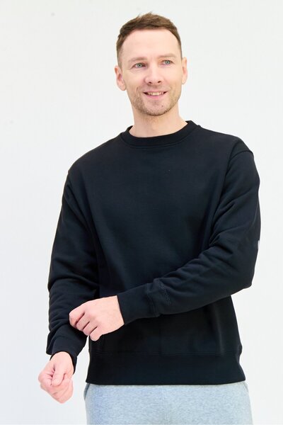 adidas Humanrace x Originals Men Sportswear Fit Long Sleeve Outdoor Sweatshirt, Black