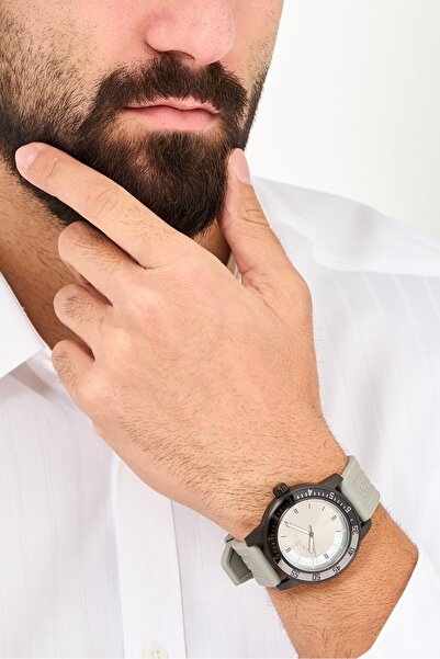 Invıcta Men 35684 Silicone Analog Watch 45 mm, Black