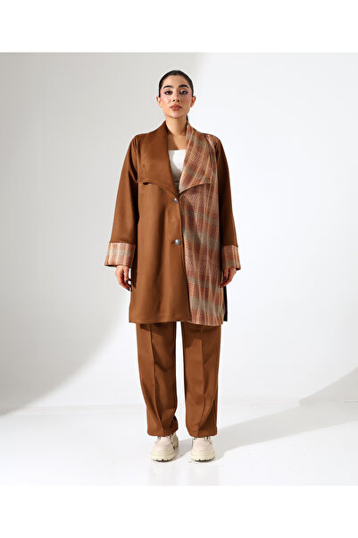 Fi'l Arz Fashion Dual team