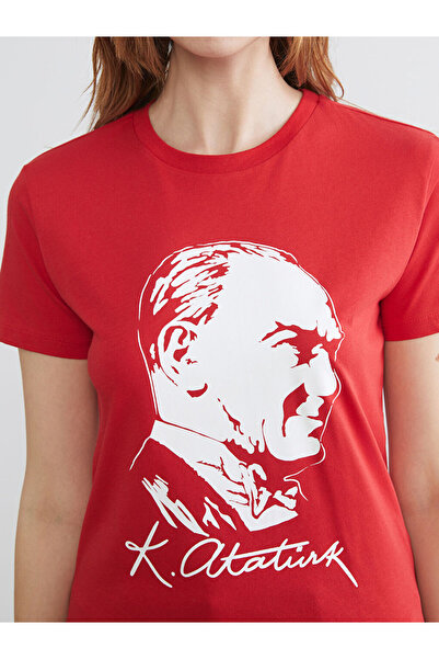 LC Waikiki Sparkling Choices from Shining Store | Crew Neck Ataturk Themed Women's T-Shirt