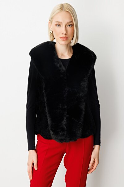 ON Plush Vest with Fur Collar