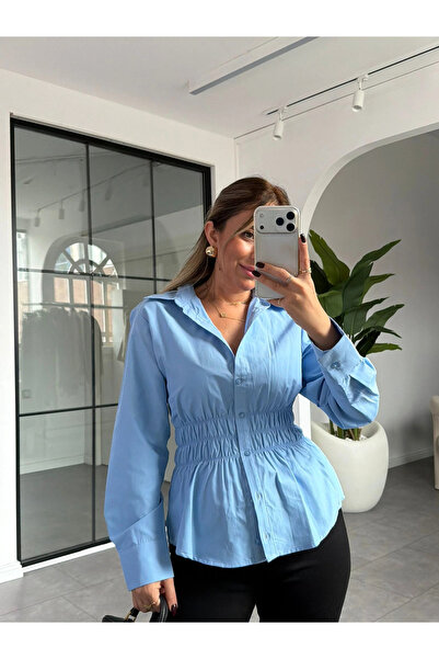 KÜBRA SÖYLEMEZ BOUTİQUE قميص أزرق بخصر مطاطي
