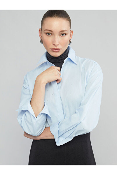 LC Waikiki Rmz Gi̇yi̇m Farkiyla Comfortable Cut Women's Shirt with Stones