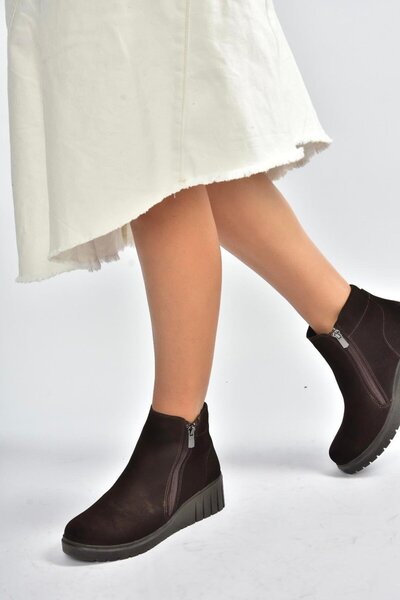 Fox Shoes V324800402 Γυναικείες μπότες από γνήσιο δέρμα καφέ σουέντ