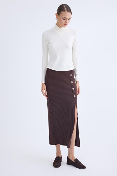 Vitrin Пола с дължина до коляното и копчета отпред