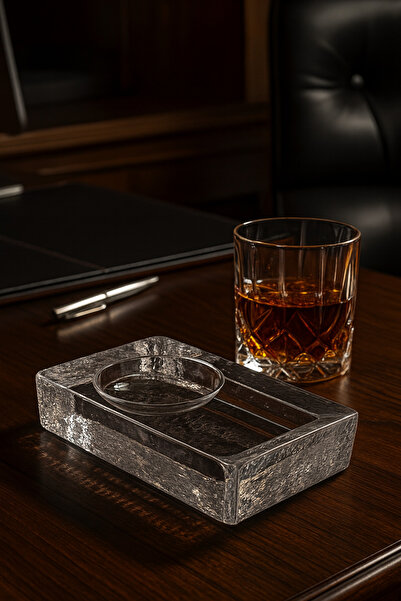 Genel Markalar Patron Şeffaf Puro Küllüğü – El Yapımı Zarif ve Ağır Cam Tasarım