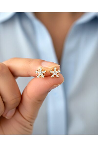 İNDİGO TAKI Minik Kar Tanesi 14 Ayar Altın Küpe