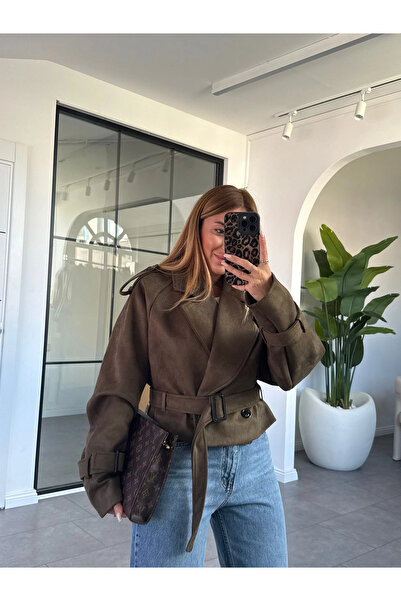 KÜBRA SÖYLEMEZ BOUTİQUE HAKİ SÜET KISA TRENÇKOT