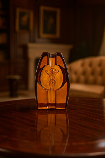 VANTINA HOME Amber Cam Puro Küllüğü – Kadın Figürlü El Yapımı Tasarım Küllük