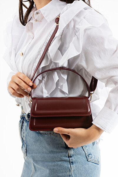 Zealous Geantă bretea crossbody cu design elegant pentru femei