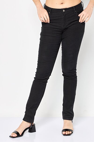 Lacoste Women Slim Fit Textured Stretchable Corduroy Pants, Black