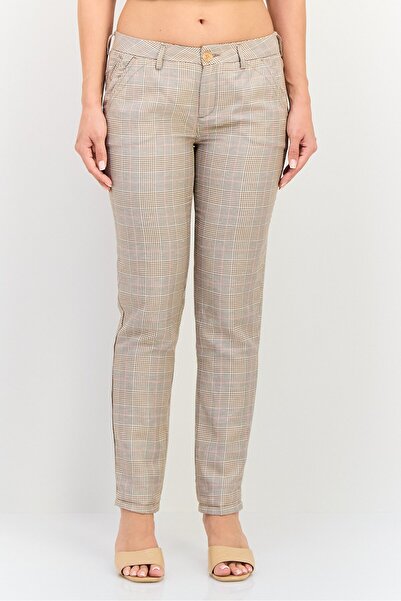Reiko Women Regular Fit Checkered Chino Pants, Multicolor