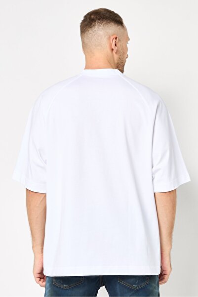 JACQUEMUS Men Crew Neck Short Sleeve Brand Logo T-Shirt, White