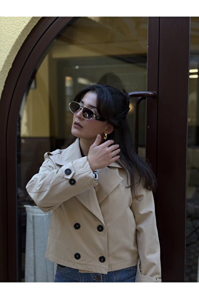 MahraWear Double-breasted Trench Coat