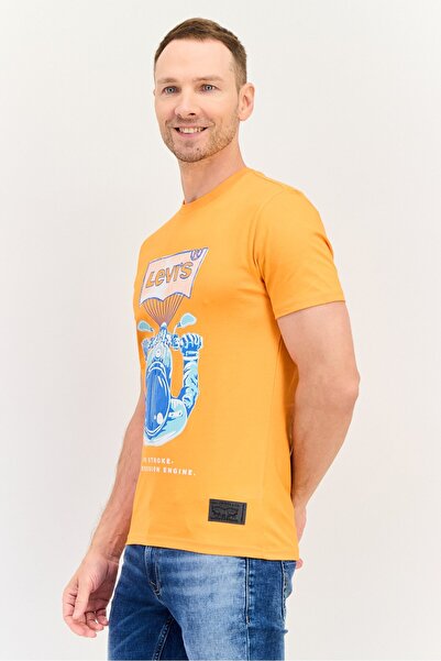 Levi's Men Crew Neck Short Sleeve Graphic Print T-Shirt, Dark Orange