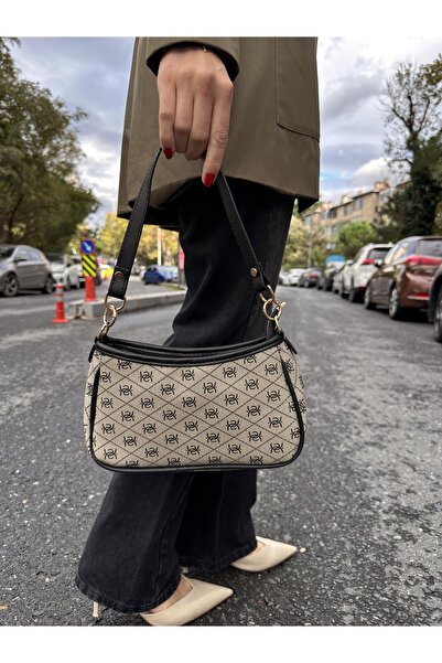 ÇAĞLA BAG STORE Monogram Desenli Baget Omuz Çantası