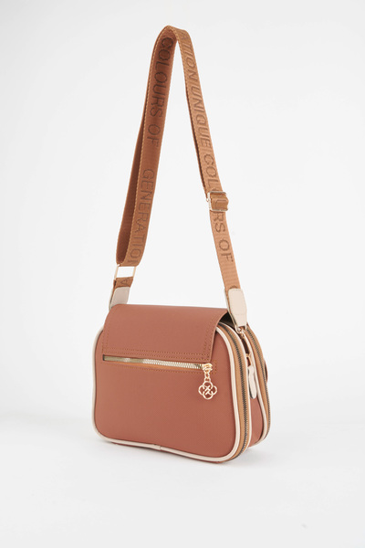 Vivaq Women's Clover Tan Cream 4-Pocket Handbag with Flap, Zipper and Snap Closure