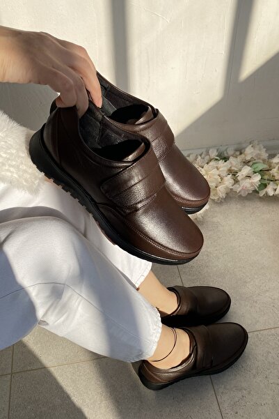 Tamdabu Ayakkabı KAHVERENGİ HAKİKİ DERİ ORTOPEDİK TABAN TOPUK DİKENE UYGUN GÜNLÜK RAHAT KADIN AYAKKABI TMD202525