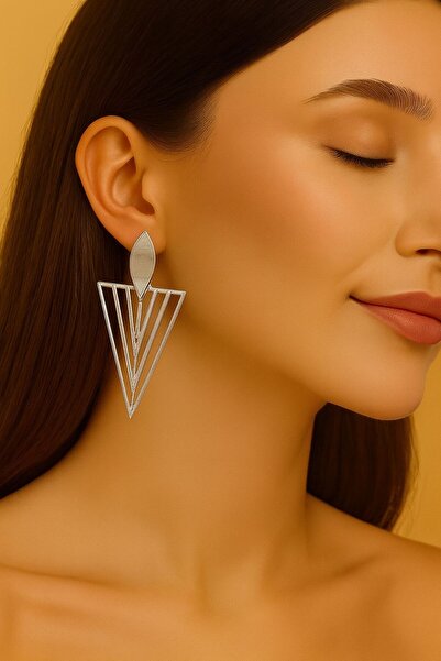 LUFES أقراط كبيرة متدلية بتفاصيل مثلثة فضية