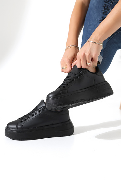 Encool Dámská černá sportovní obuv s tlustou podrážkou pro každodenní nošení |   Model pohodlných a stylových tenisek s měkkou podrážkou