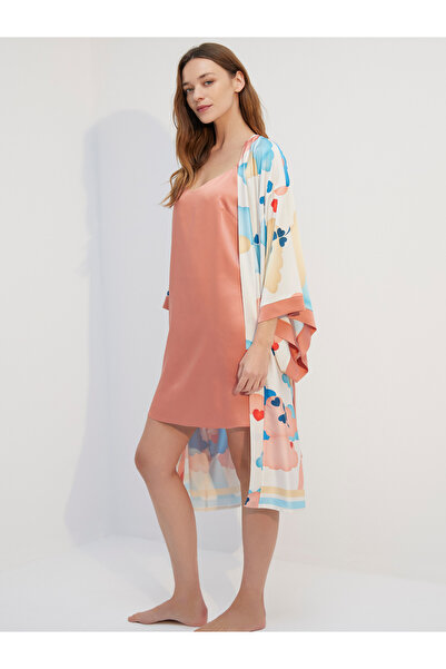 ANEF NORA İpek Saten Gecelik Sabahlık Takımı – Günlük Şıklık ve Konfor Bir Arada