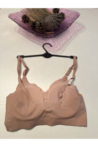 DellaTen Lingerie Laser Cut Seamless Unsupported Gatherer Ghost Bra/Bralet