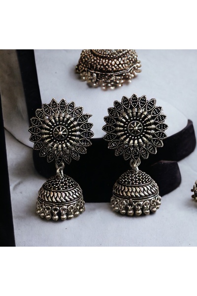iza Earrings Classical