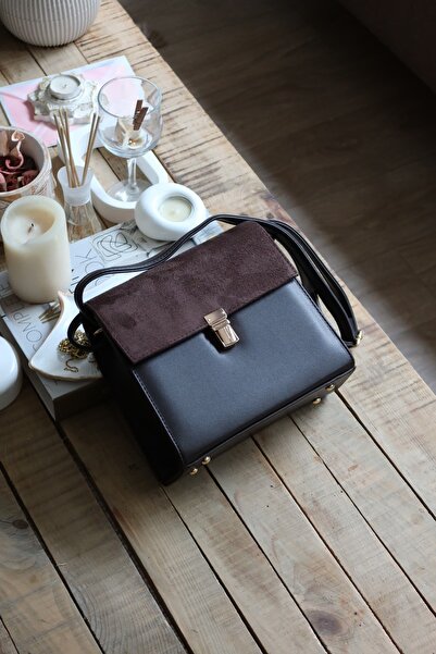 Moom Bag Women's Bitter Brown Suede Cover Detailed Adjustable Strap Shoulder Bag