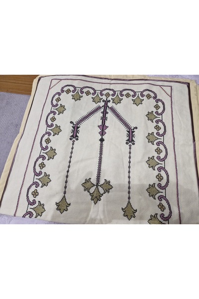 Markasız ucuz KANAVİÇE SECCADE