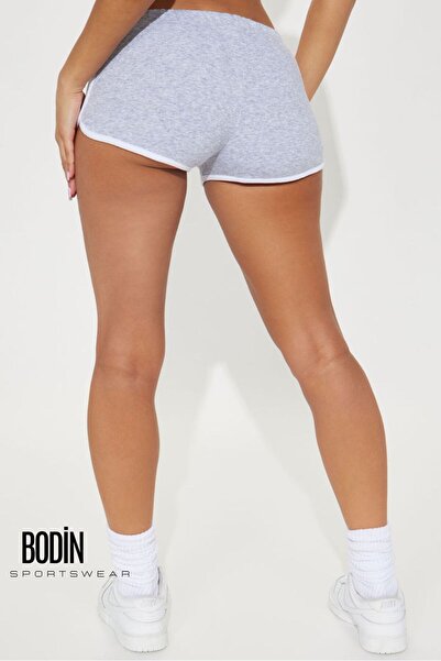 bodin Kadın Pamuklu kumaş Beyaz Biyeli Yırtmaçlı İpli Bağcıklı Kısa Mini Şort