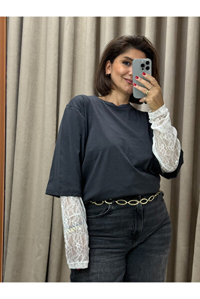 Butikniki Kolu Tül Detaylı Tshirt