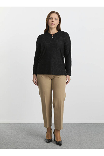 Selen Bisiklet Yaka Desenli Siyah Kadın Bluz 25KSL8209