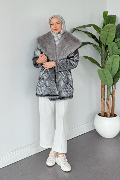 Şulemoda Giyim معطف فرو قابل للنفخ من Pay Kürklü بلون فحمي