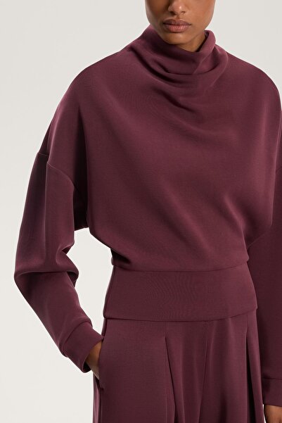 Oysho Yumuşak dokunuşlu modal kumaşlı balıkçı yaka sweatshirt