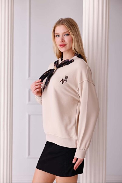 Pulli Collection Fular Detaylı Nakışlı Oversize Sweatshirt